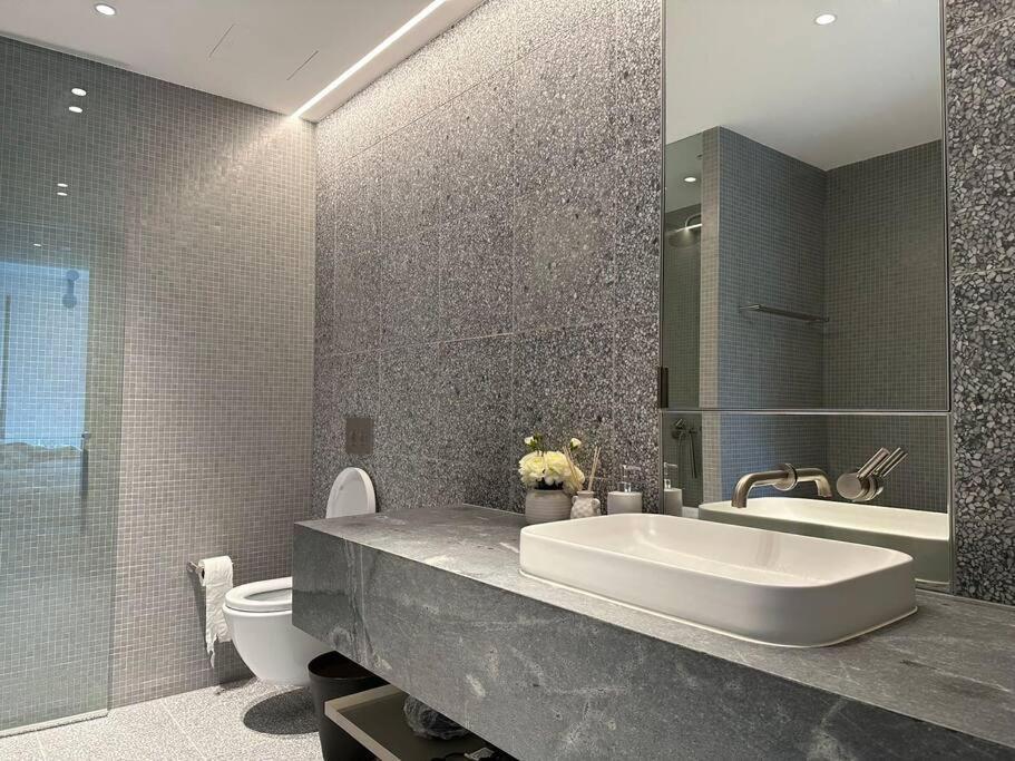 View Designed In Bondi Junction Apartment