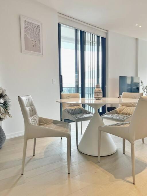 View Designed In Bondi Junction Apartment